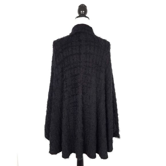 St. John Collection Black Button Front Cape Poncho Style Sweater Size Small - Picture 5 of 8